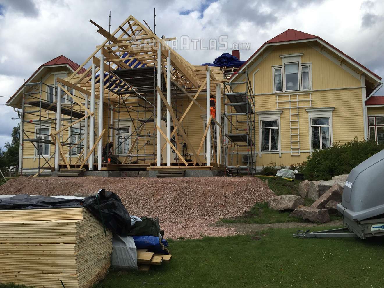 Kirjokivi Manor