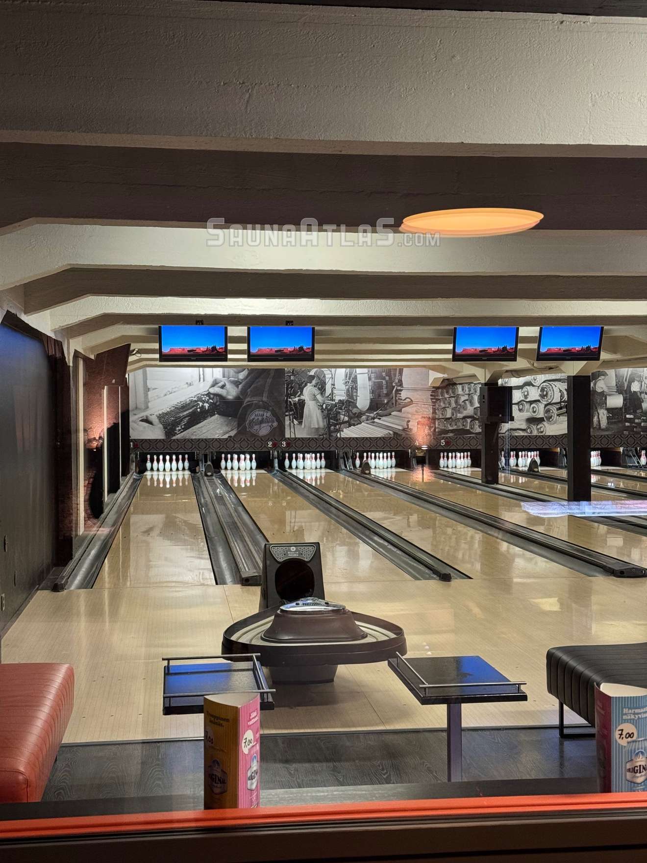 Akaa Bowling Alley