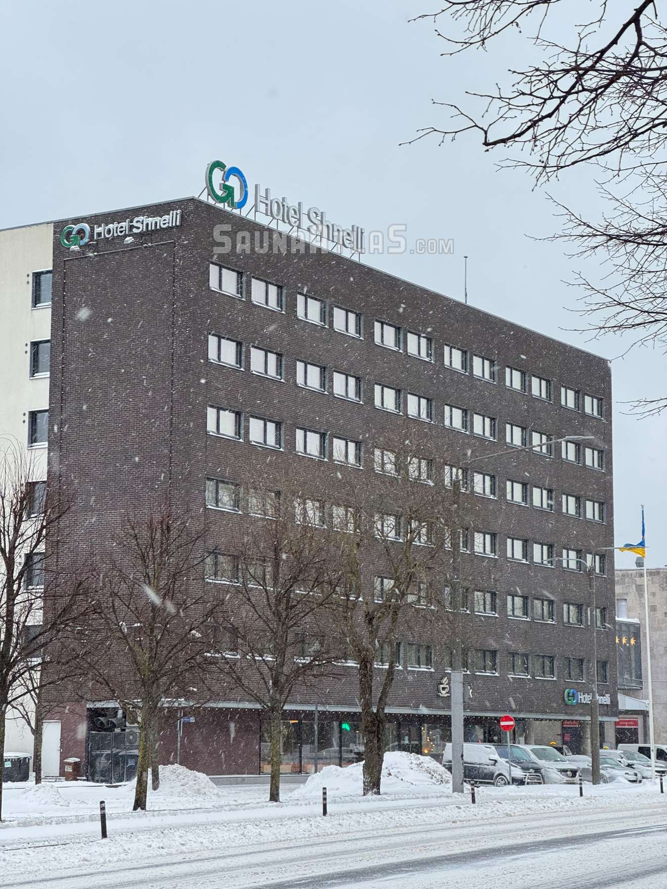 Go Hotel Shnelli