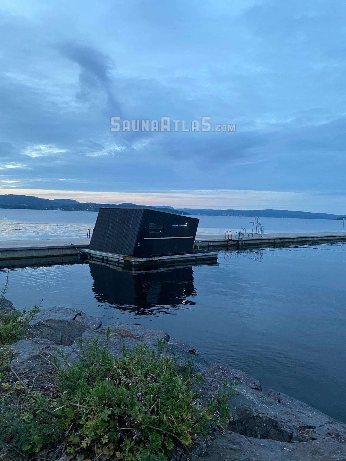 Holmestrand Fjordbadstu