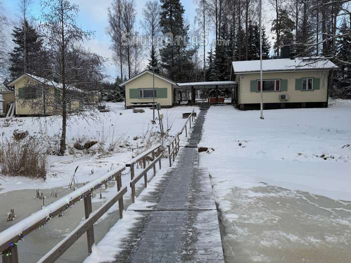 Suruton mökki