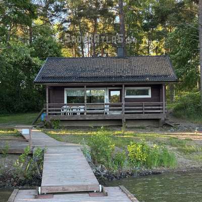 Rauttunmaja ja sauna