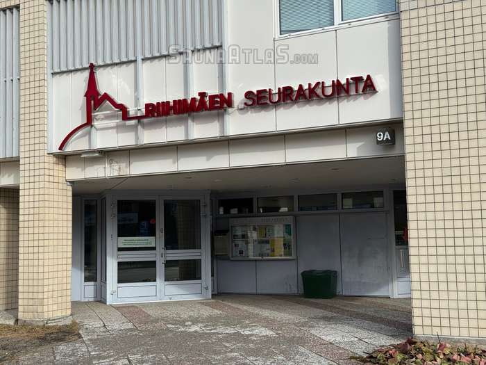 Riihimäen seurakunnan virastotalon takkahuone
