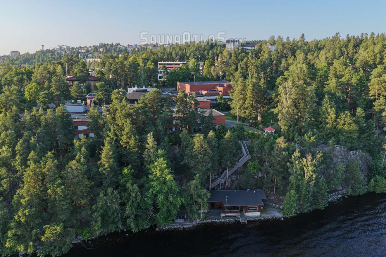 Varalan urheiluopisto