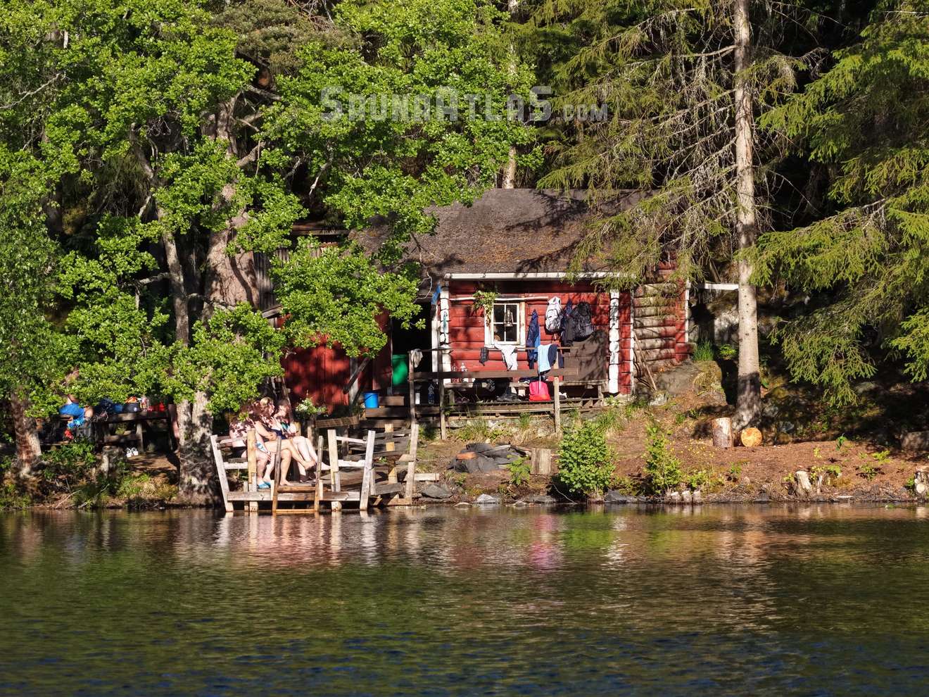Piilolampi Smoke Sauna