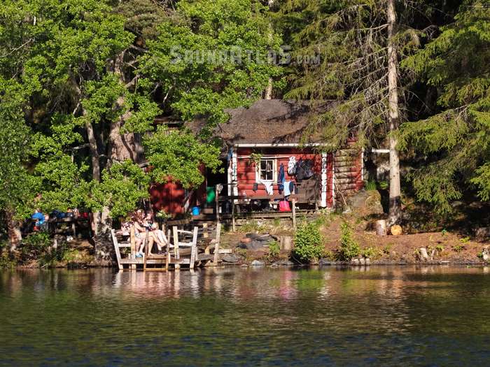 Piilolampi Smoke Sauna