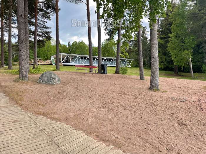Luttusen uimaranta