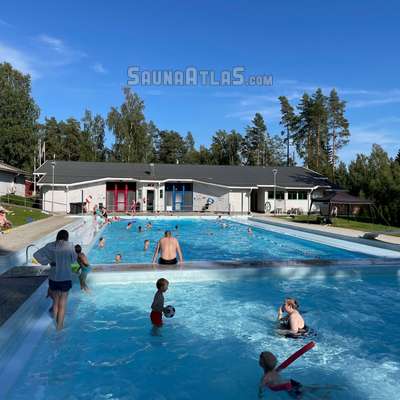 SFC Kuninkaanlähteen maauimala