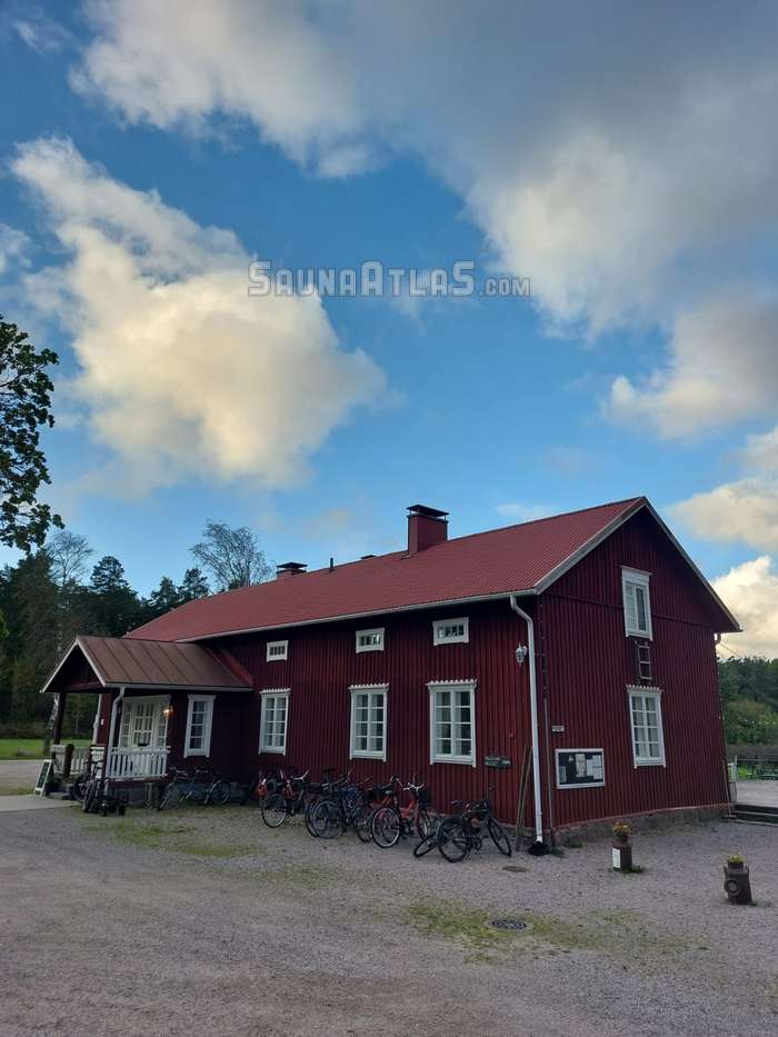 Tackork Gård & Marina