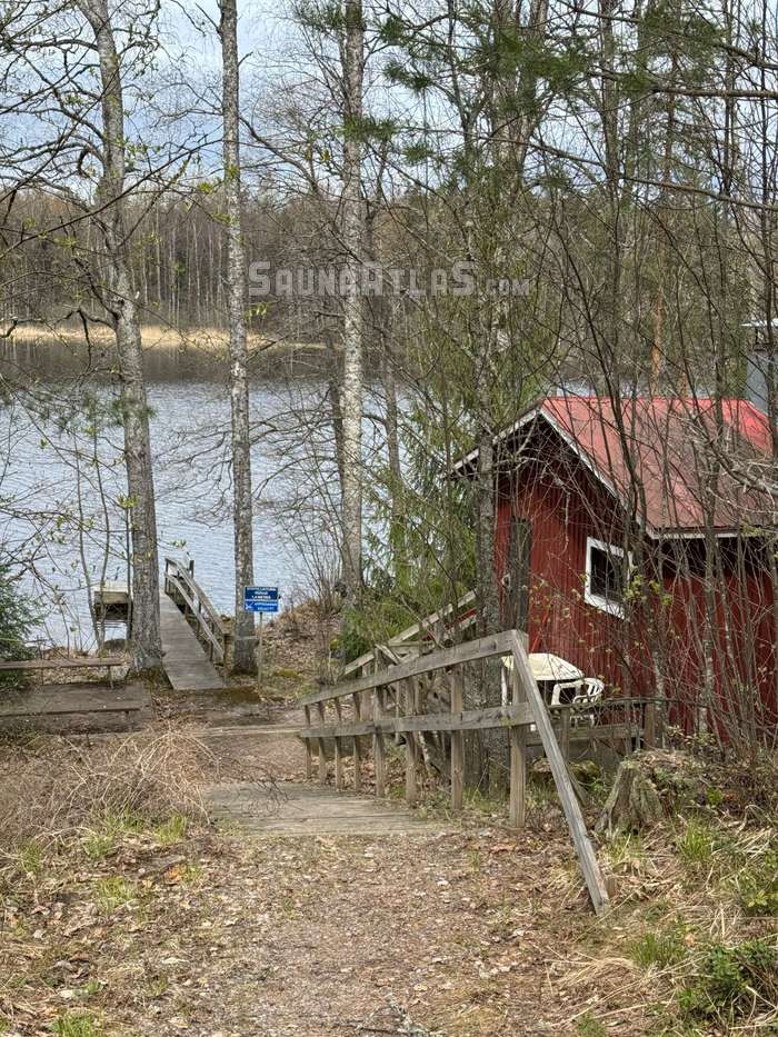 Metsäniemen rantasauna