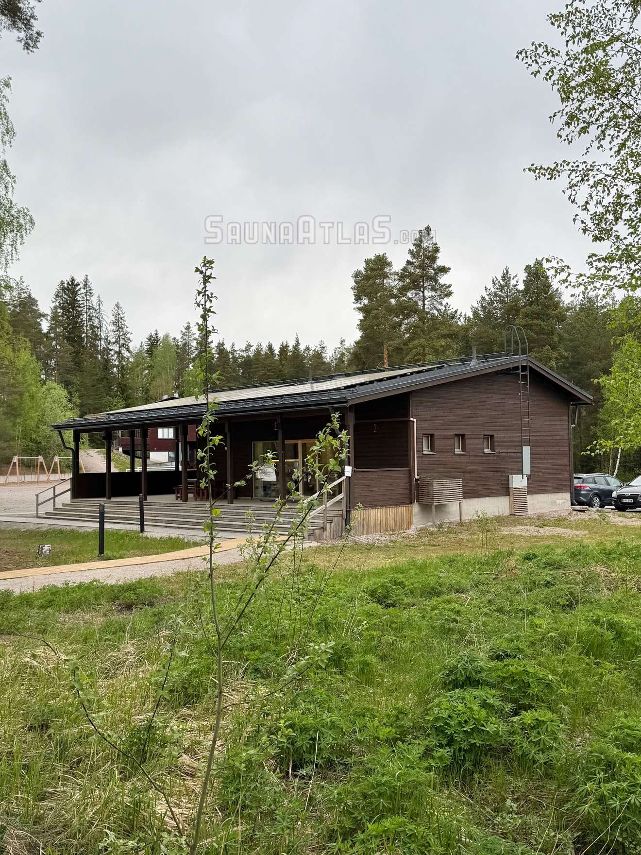 Rusutjärven leirikoti