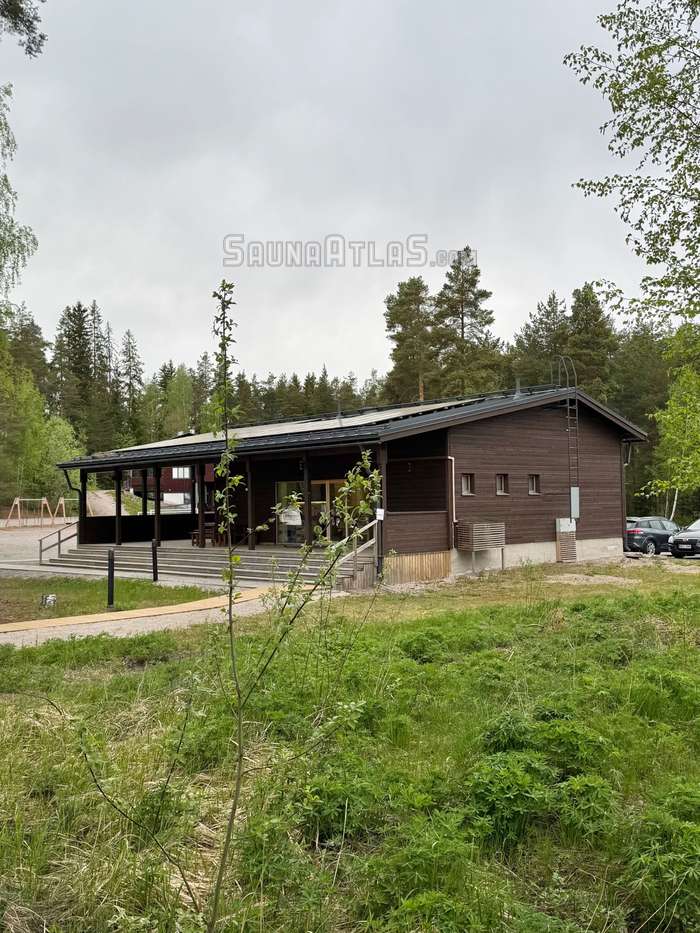 Rusutjärven leirikoti